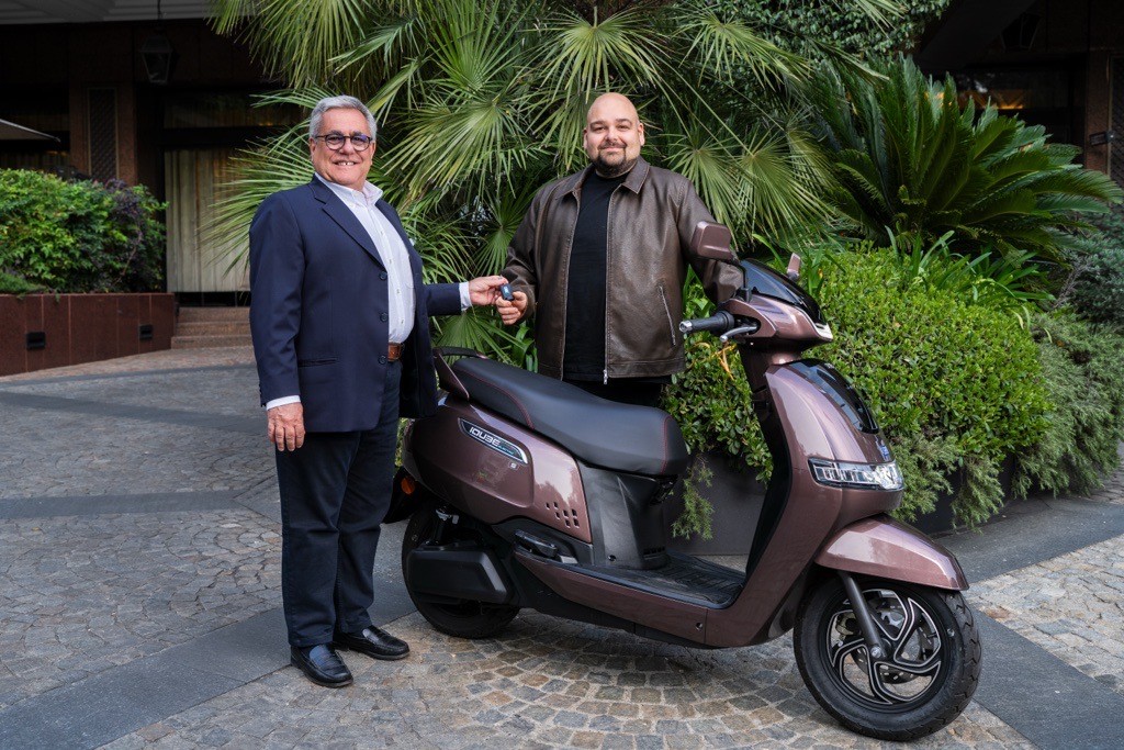Chef Daniele Rossi sceglie TVS iQube S
